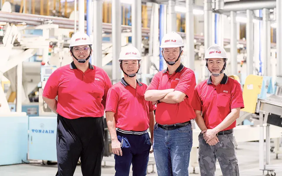 建立穩定的工作職場,
持續社會安定發展 建立穩定的工作職場,
持續社會安定發展